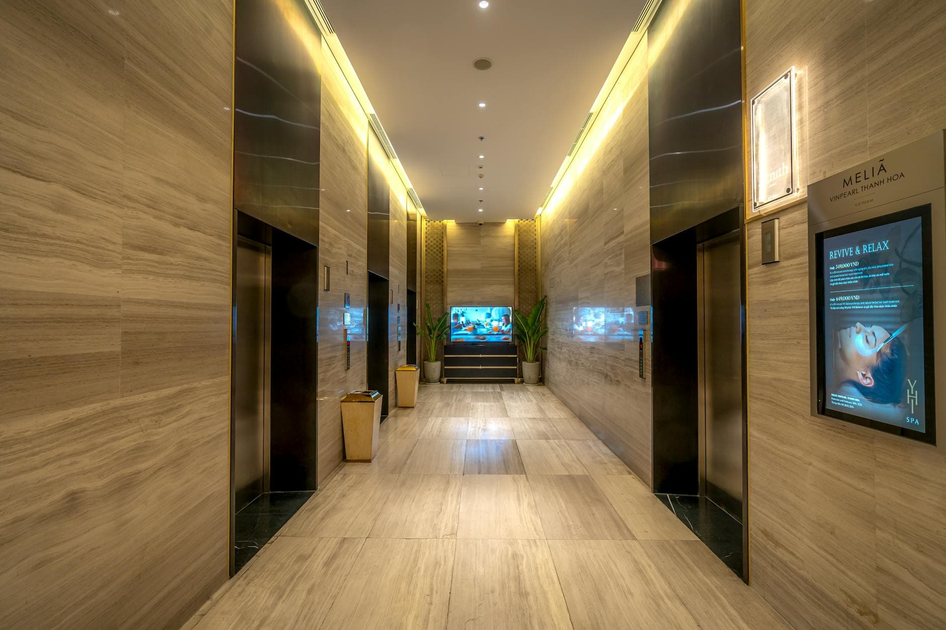 Louvre Hotels